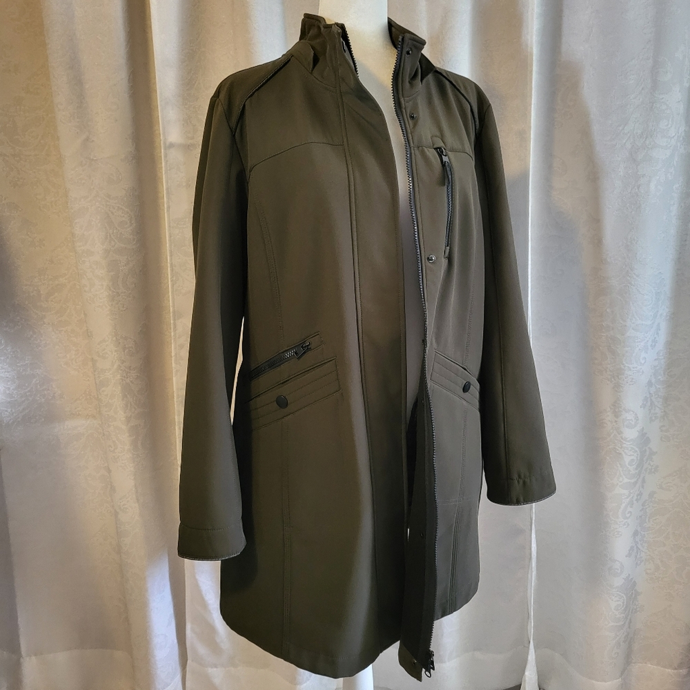 Alpine North Outerwear Women Softshell Long Coat Size XL, Color Green